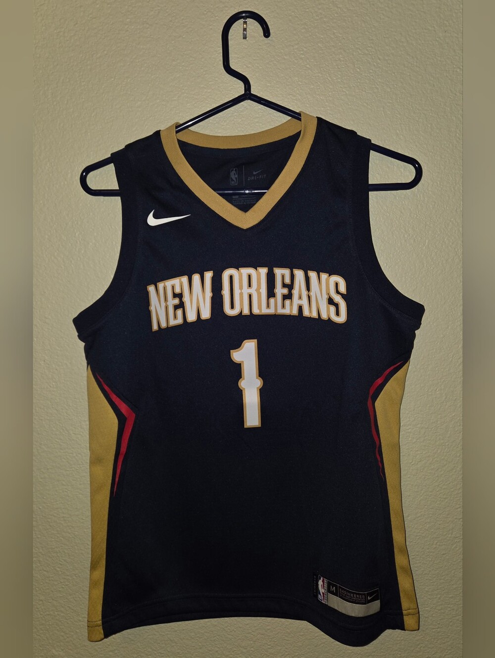 Nike (Dri Fit) - NBA - New Orleans Pelicans - Road Jersey - Youth: Medium